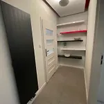 Boznicza Modern Apartment, Self Check-in 24h, Free Parking