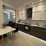 Boznicza Modern Apartment, Self Check-in 24h, Free Parking Apartment