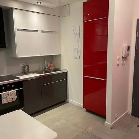 Daire Boznicza Modern Apartment, Self Check-in 24h, Free Parking *