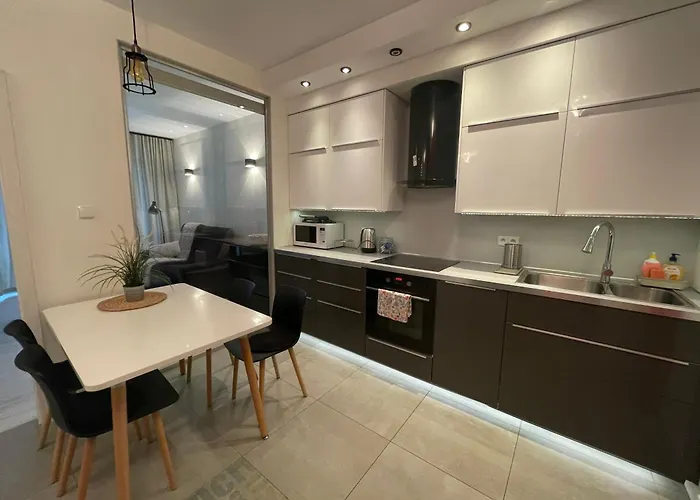 Boznicza Modern Apartment, Self Check-in 24h, Free Parking Apartament